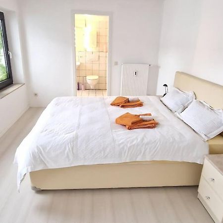 Luna City-Apartment 80Qm 2 Zimmer 2 Baeder 20Km Messe Airport Krefeld Eksteriør bilde