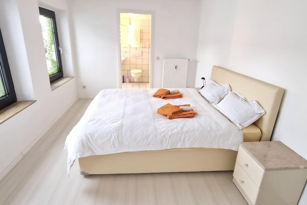 Luna City-Apartment 80Qm 2 Zimmer 2 Baeder 20Km Messe Airport Krefeld Eksteriør bilde